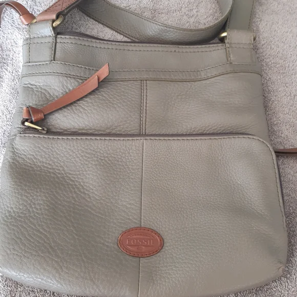 Purse - Picture 2 of 6